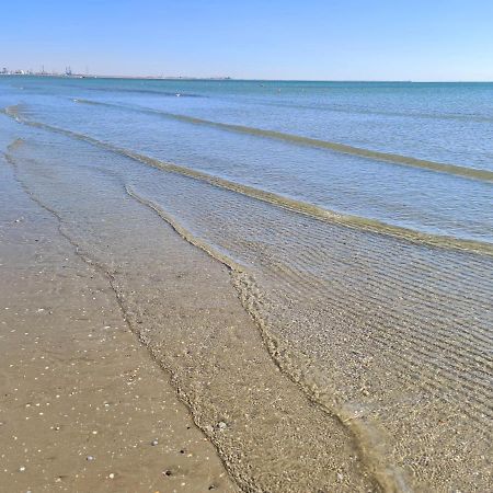Vladimir Residence Mamaia Nord Navodari Bagian luar foto