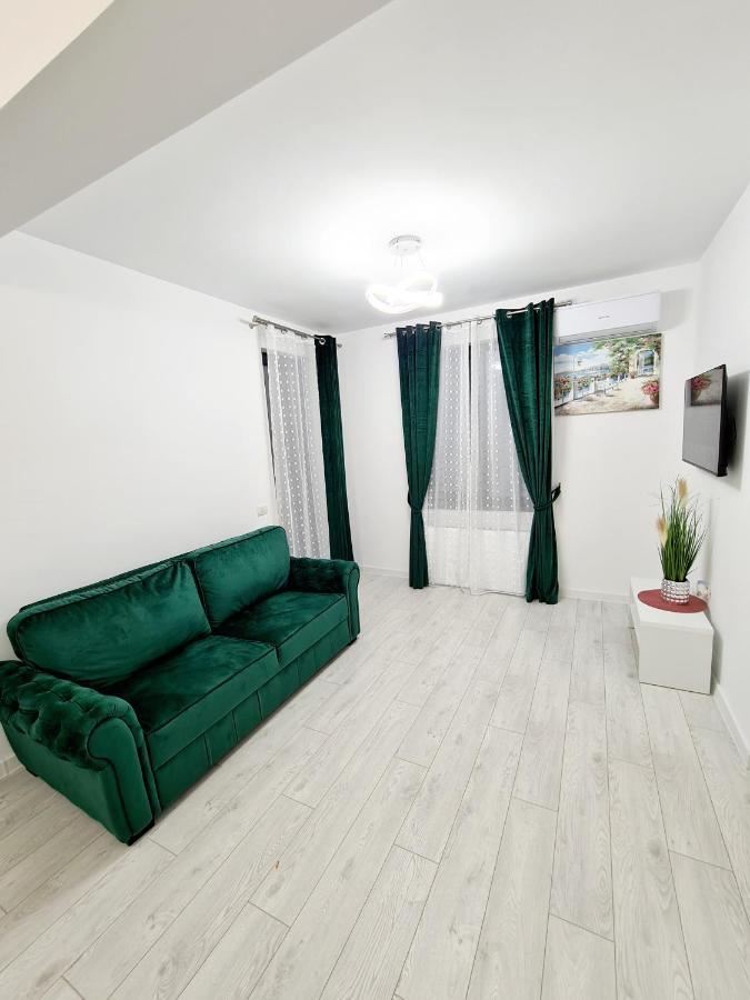 Vladimir Residence Mamaia Nord Navodari Bagian luar foto