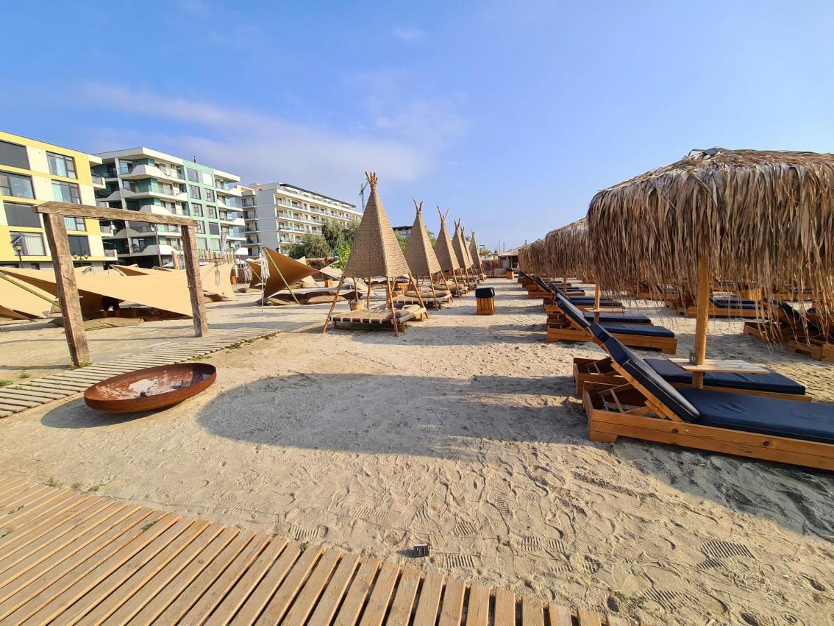 Vladimir Residence Mamaia Nord Navodari Bagian luar foto