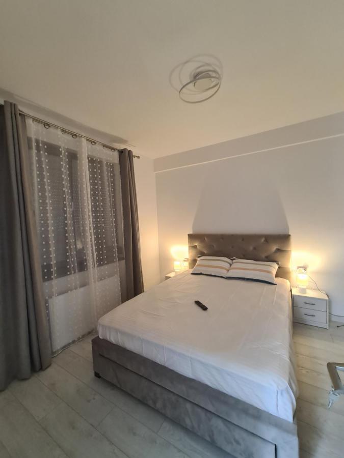 Vladimir Residence Mamaia Nord Navodari Bagian luar foto