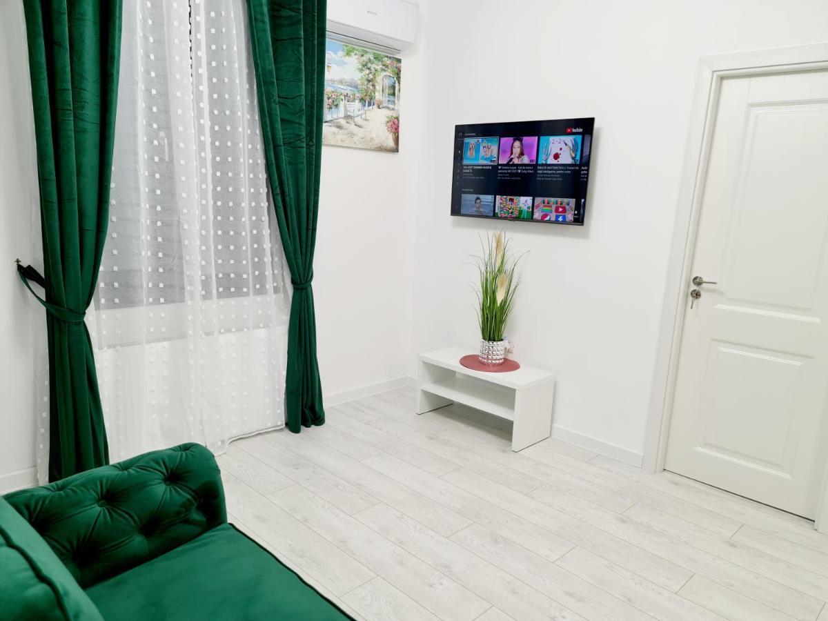 Vladimir Residence Mamaia Nord Navodari Bagian luar foto